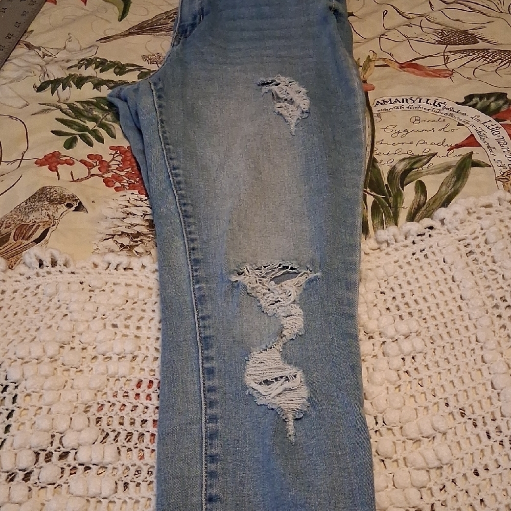 Refuge Distressed Light Blue Skinny Jeans – Size 7 💎🔥 - Picture 7 of 10